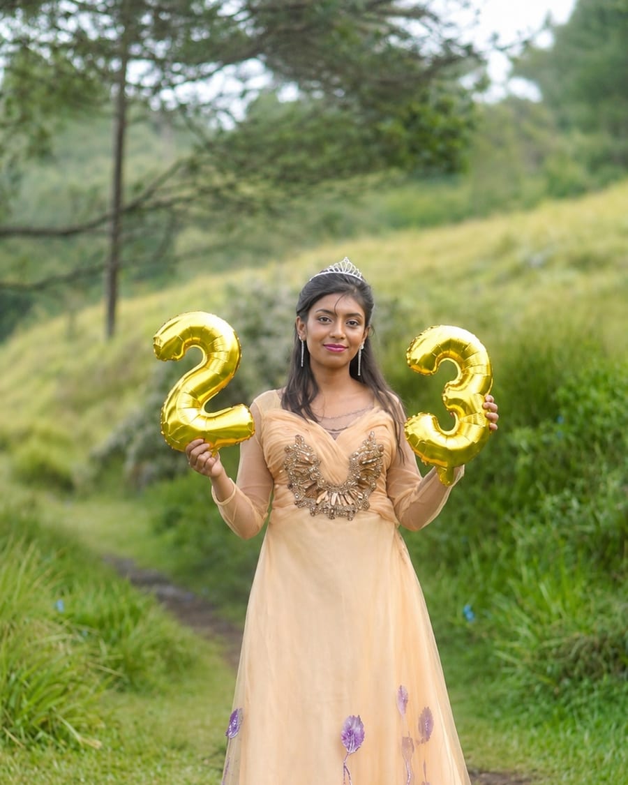 Birthday photography by Zonova Lens